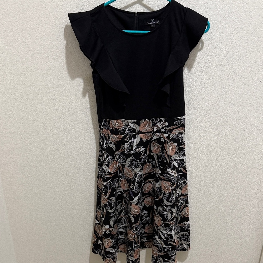 Elegant Black and Brown Floral Midi Dress